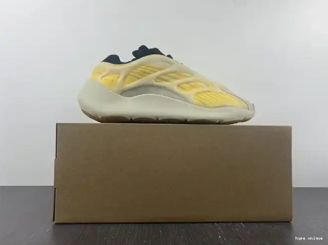 hype Mono V3 Adidas Yeezy HP5425 Safflower 700 0616